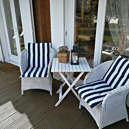 Chalet Drewniany Nad Miedwiem