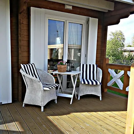 Drewniany Nad Miedwiem Chalet *