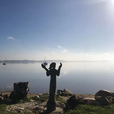 Chalet Drewniany Nad Miedwiem