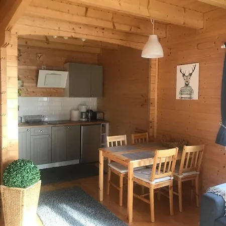 Drewniany Nad Miedwiem Chalet *