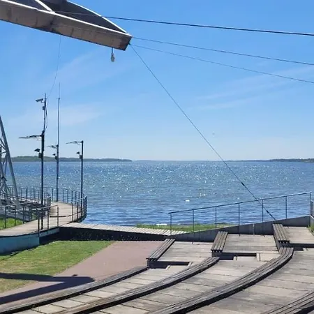 Drewniany Nad Miedwiem Chalet *